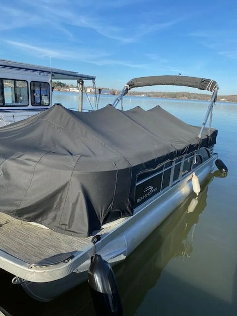 The Image of Bennington 22GL 2020 - 0