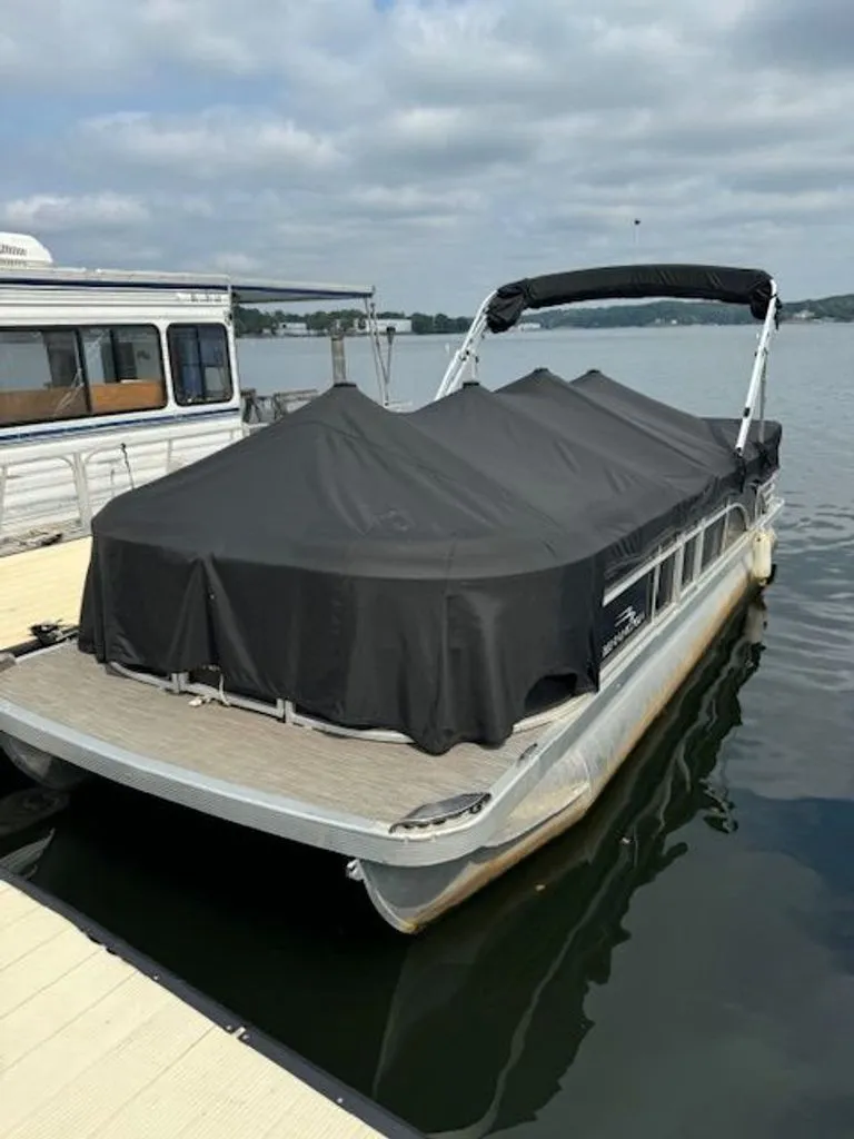 Slide: The Image of Bennington 22GL 2020 - 2