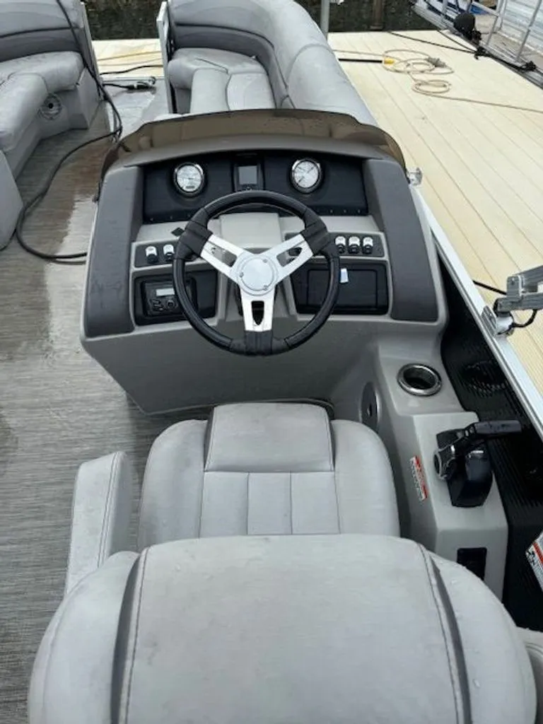 Slide: The Image of Bennington 22GL 2020 - 4