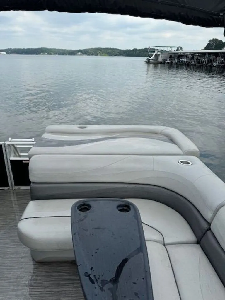 Slide: The Image of Bennington 22GL 2020 - 7