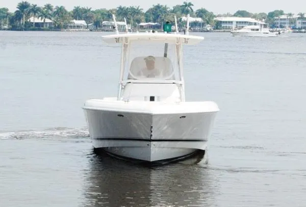Slide: The Image of Intrepid 300 Center Console 2007 - 2