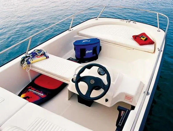 Slide: The Image of Boston Whaler 150 Sport with Trailer 2008 - 6