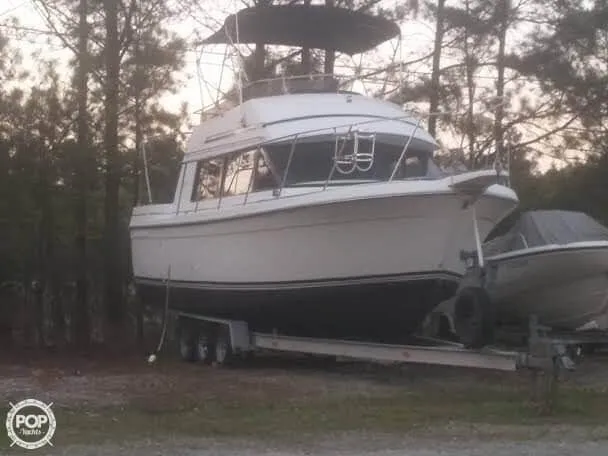 Slide: The Image of Carver Yachts 2827 Voyager 1987 - 6
