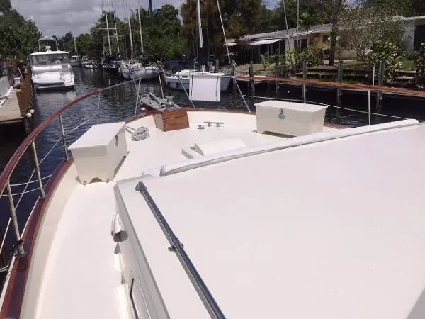 Slide: The Image of Hatteras Motor Yacht 1971 - 8
