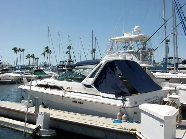 Slide: The Image of Sea Ray 34 Express Cruiser 1986 - 0
