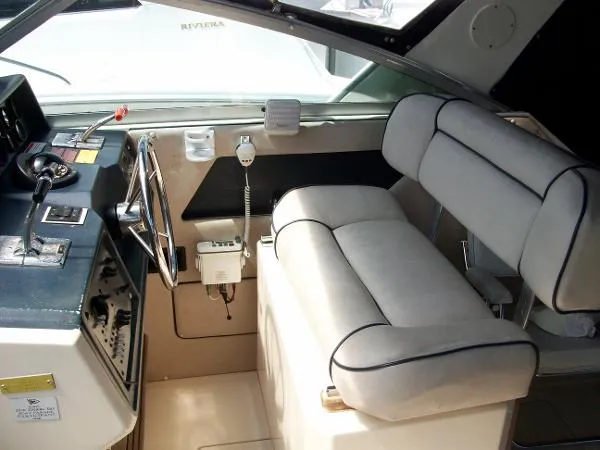 Slide: The Image of Sea Ray 34 Express Cruiser 1986 - 3