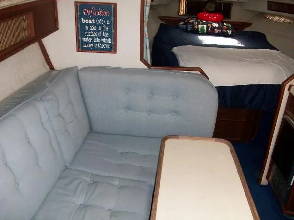 Slide: The Image of Sea Ray 34 Express Cruiser 1986 - 7