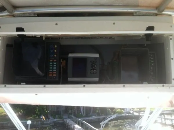 Slide: The Image of Prowler 32 Sport Fish 1971 - 10