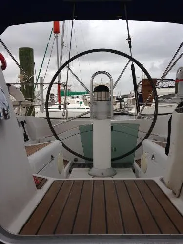Slide: The Image of Beneteau 38s5 1993 - 6