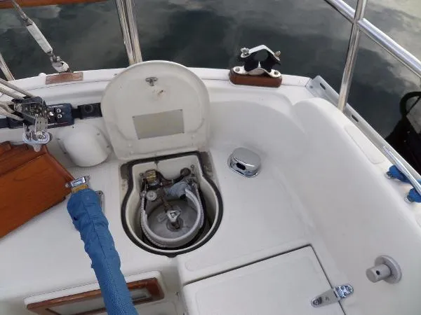 Slide: The Image of Pacific Seacraft Dana 24 2001 - 9