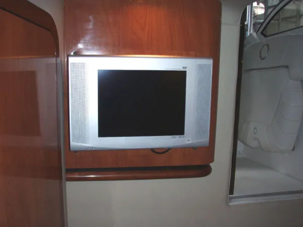 Slide: The Image of Fountain 33 Sportfish Cruiser 2006 - 1