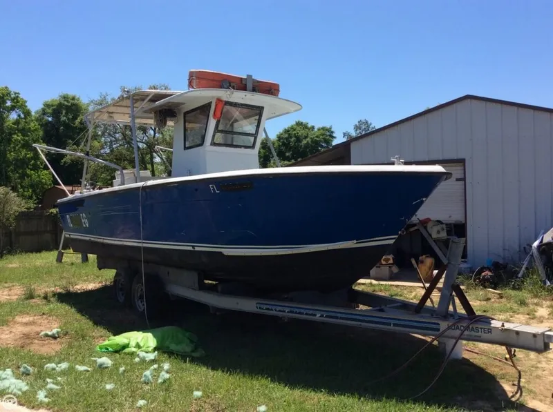 Slide: The Image of Chris-Craft 28 1977 - 4