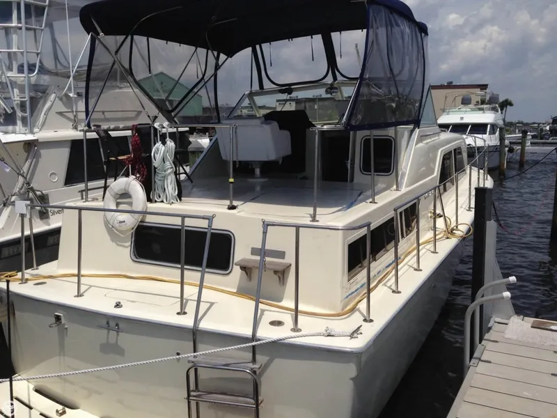 Slide: The Image of Chris-Craft 350 Catalina 1983 - 10