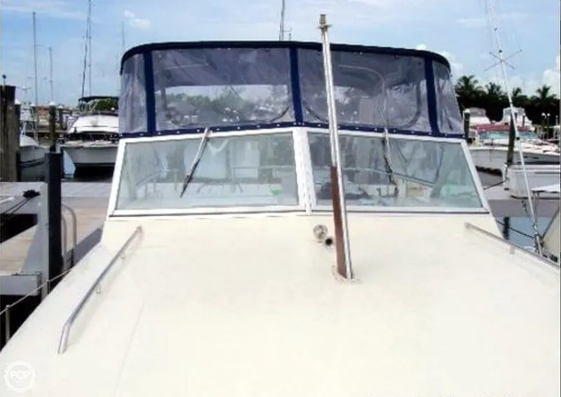 Slide: The Image of Chris-Craft 350 Catalina 1983 - 3