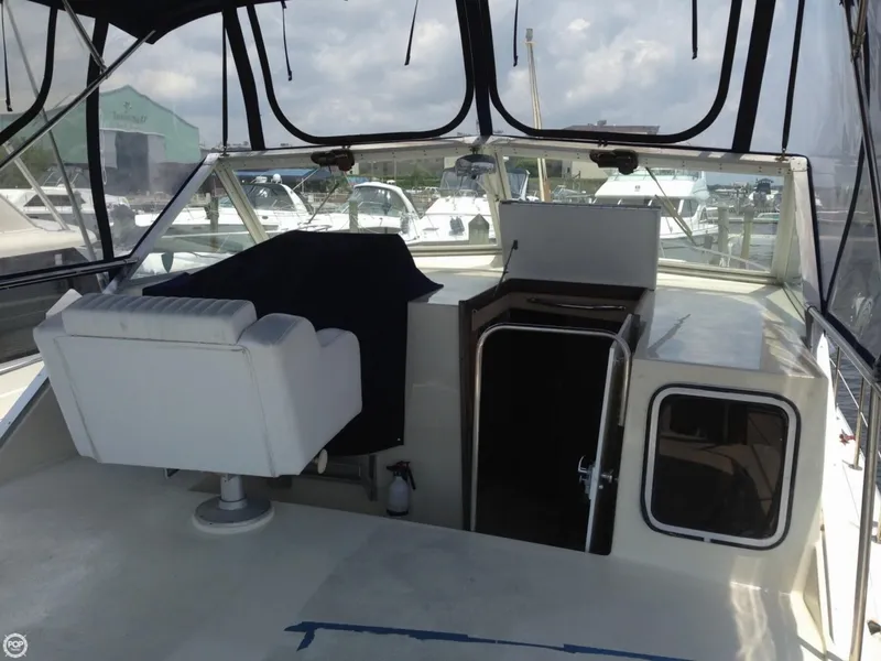 Slide: The Image of Chris-Craft 350 Catalina 1983 - 5