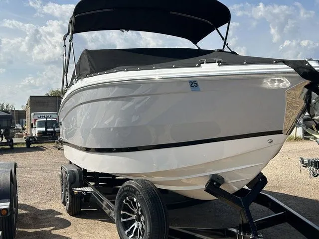 Slide: The Image of Cobalt R6 Outboard 2023 - 2