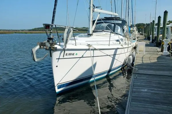 Slide: The Image of Hunter 41 AC 2004 - 1