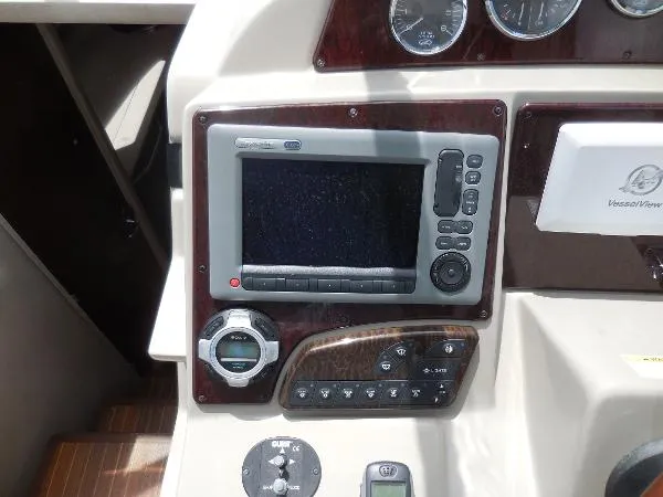 Slide: The Image of Sea Ray Sundancer 2011 - 6
