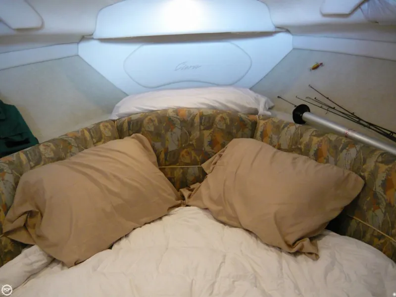 Slide: The Image of Bayliner 2455 Ciera Sunbridge 2000 - 1