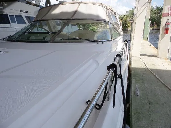 Slide: The Image of Sea Ray Sundancer 460 2000 - 2