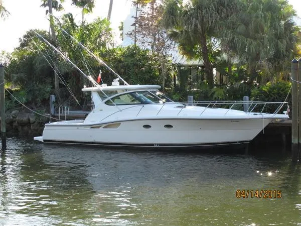 Slide: The Image of Tiara 4200 Open 2004 - 0
