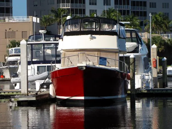 Slide: The Image of Mainship 43 Fast Sedan Trawler 2006 - 1