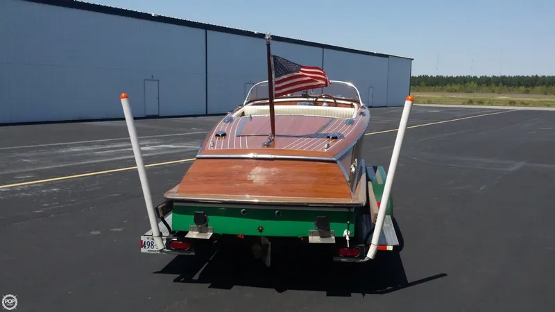 Slide: The Image of Classic Era Watercraft 20 Riviera Runabout 1985 - 9