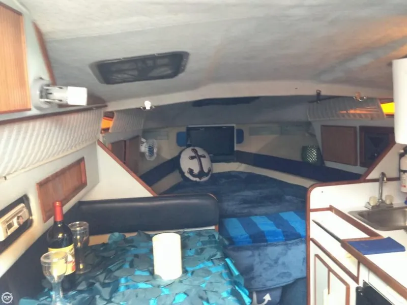 Slide: The Image of Sea Ray 268 Sundancer 1989 - 1