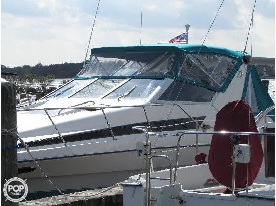 Slide: The Image of Bayliner 3055 Ciera Sunbridge 1993 - 2