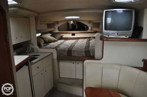 Slide: The Image of Cruisers 3275 Express 2003 - 10