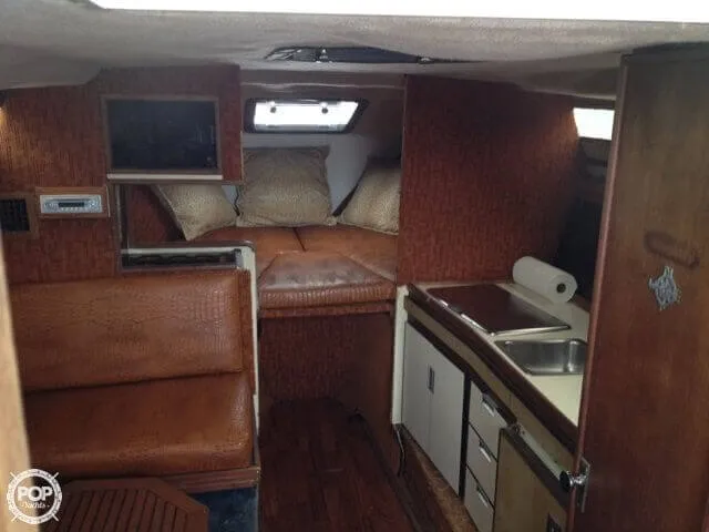 Slide: The Image of Wellcraft Suncruiser 288 1980 - 4