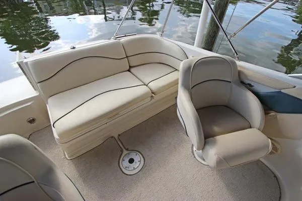 Slide: The Image of Sea Ray 210 Sundeck 1999 - 8