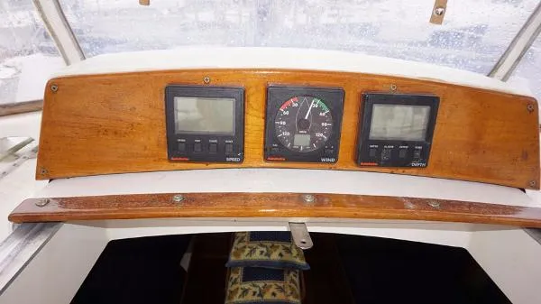 Slide: The Image of Bristol 35.5 Sloop 1979 - 10