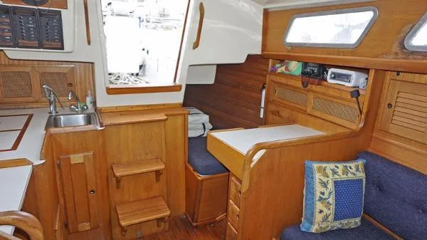 Slide: The Image of Bristol 35.5 Sloop 1979 - 2