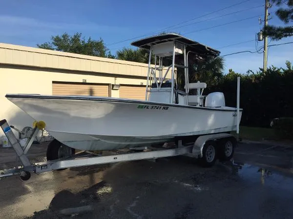 Slide: The Image of Sea Craft Center Console 2004 - 3