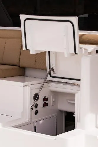 Slide: The Image of Viking 50 Convertible 2009 - 8