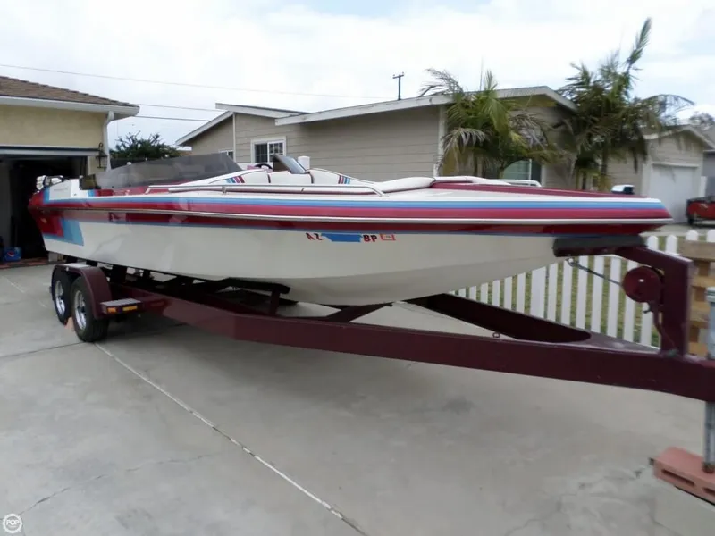 Slide: The Image of Eliminator 242 Edge Bowrider 1991 - 11