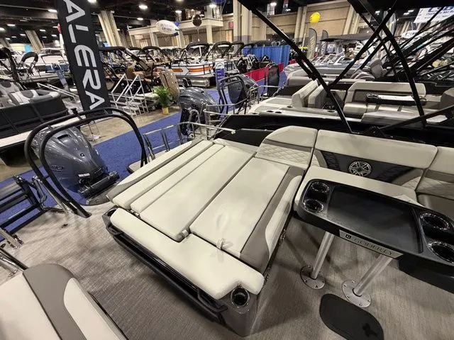 Slide: The Image of Godfrey Monaco 255 SFL - Yamaha 450 XTO 2026 - 15