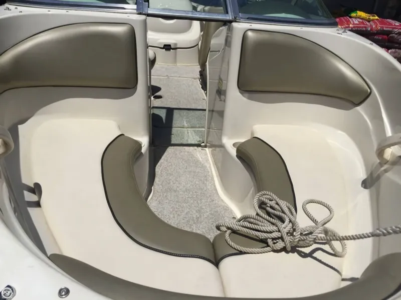 Slide: The Image of Sea Ray 180 Sport 2004 - 7