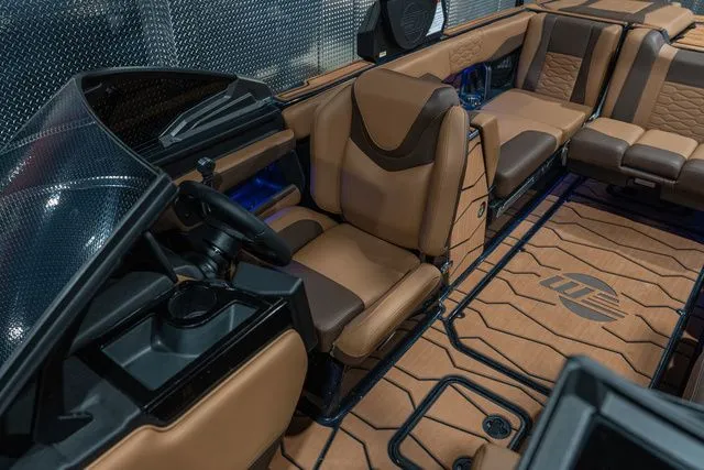 Slide: The Image of Malibu Wakesetter 24 MXZ 2026 - 13