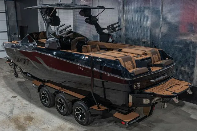 Slide: The Image of Malibu Wakesetter 24 MXZ 2026 - 2