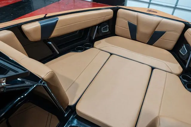 Slide: The Image of Axis Wake Research T250 2026 - 13