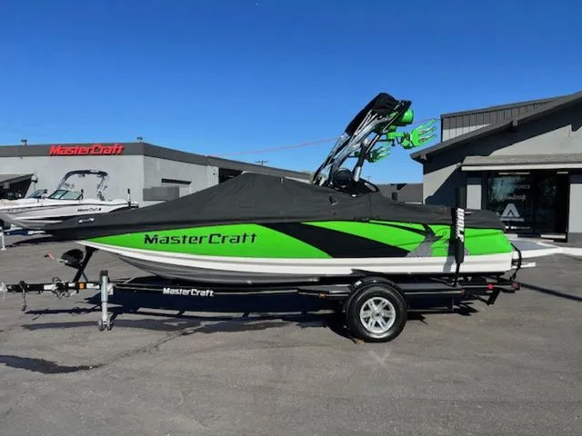 Slide: The Image of MasterCraft X2 2012 - 21