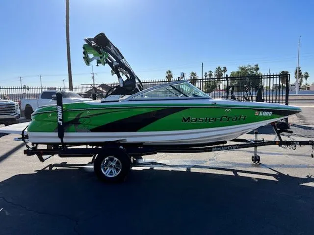 Slide: The Image of MasterCraft X2 2012 - 5