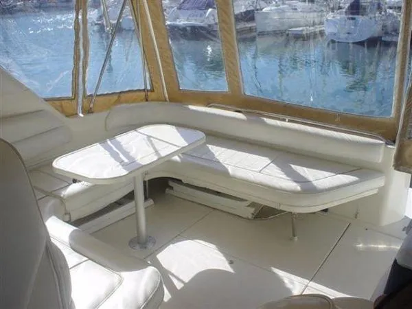 Slide: The Image of Sea Ray 370 Sundancer 1996 - 10