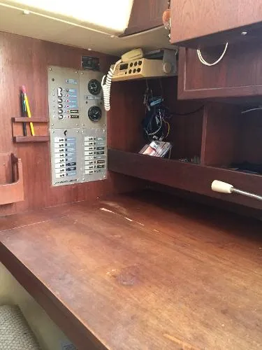 Slide: The Image of Canadian Sailcraft CS 1983 - 10