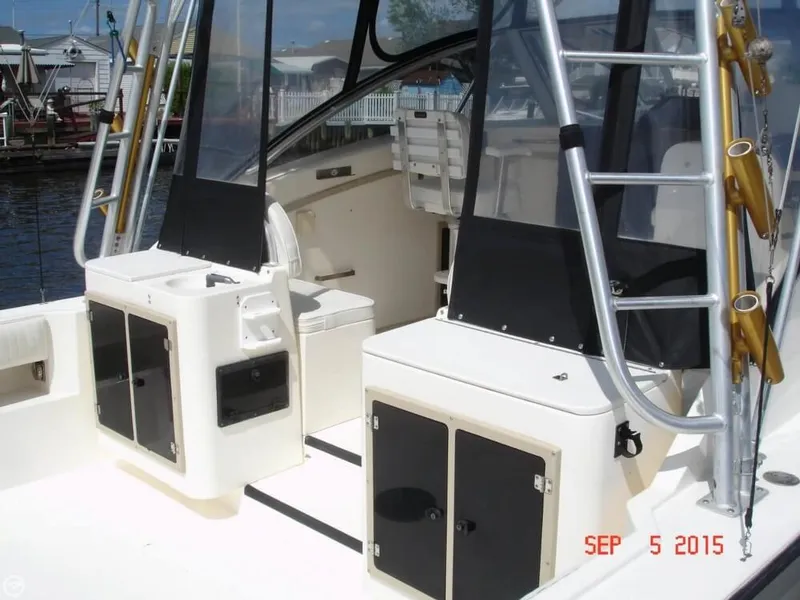 Slide: The Image of Albemarle 320 Express Fisherman 1999 - 8