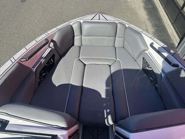 Slide: The Image of Moomba Craz 2023 - 5