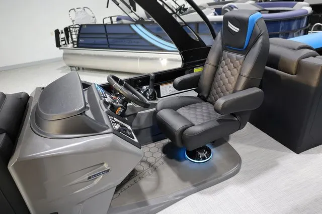 Slide: The Image of South Bay 523 RS Hybrid Arch 2026 - 12