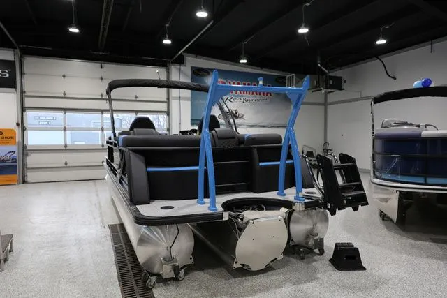 Slide: The Image of South Bay 523 RS Hybrid Arch 2026 - 3